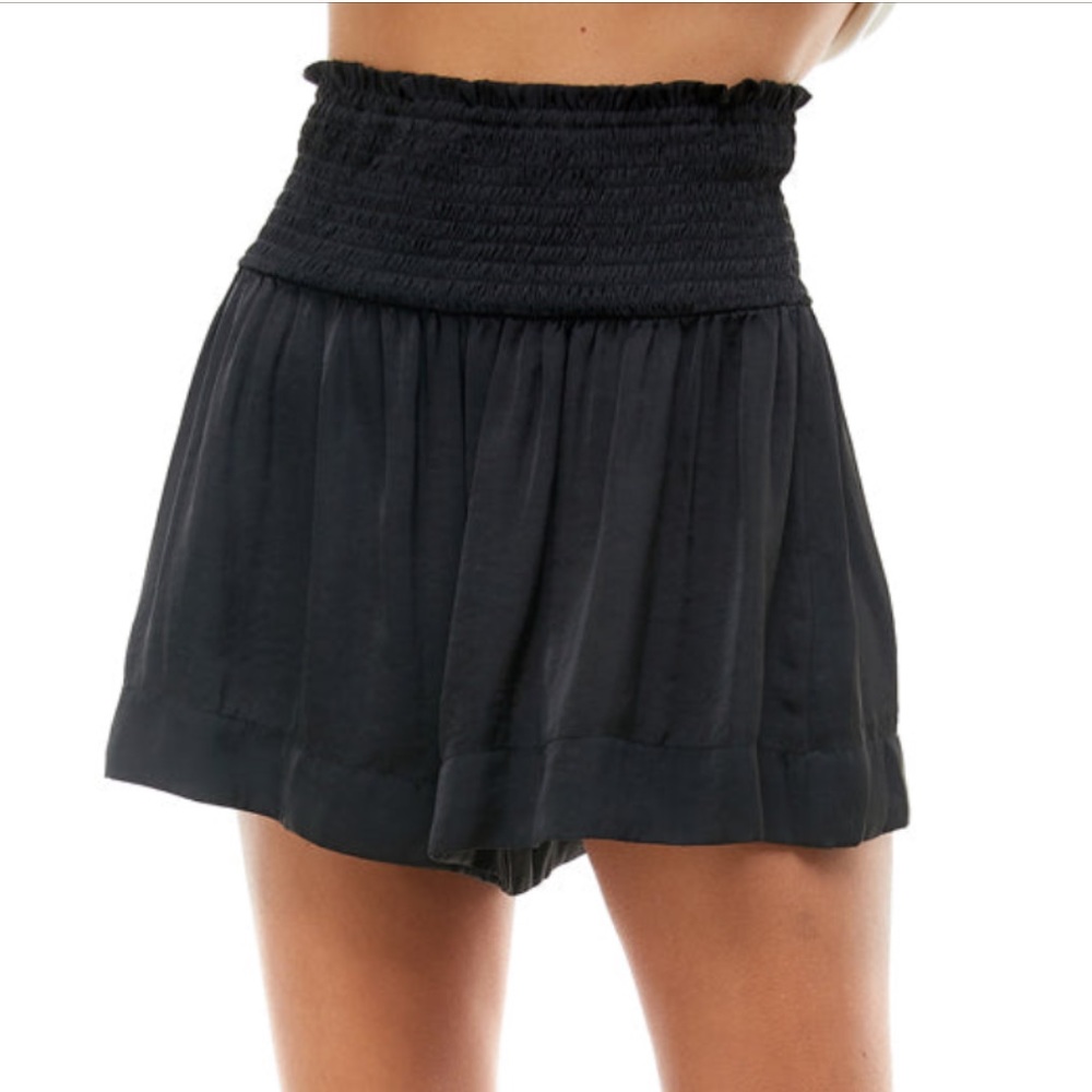 TCEC smocked shorts